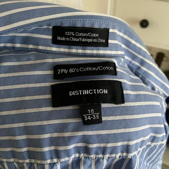 Distinction - Picture 3 of 3